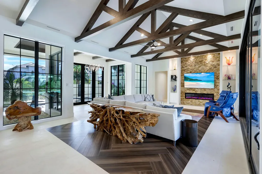 1678 Mcilvaine Court Marco Island FL 34145