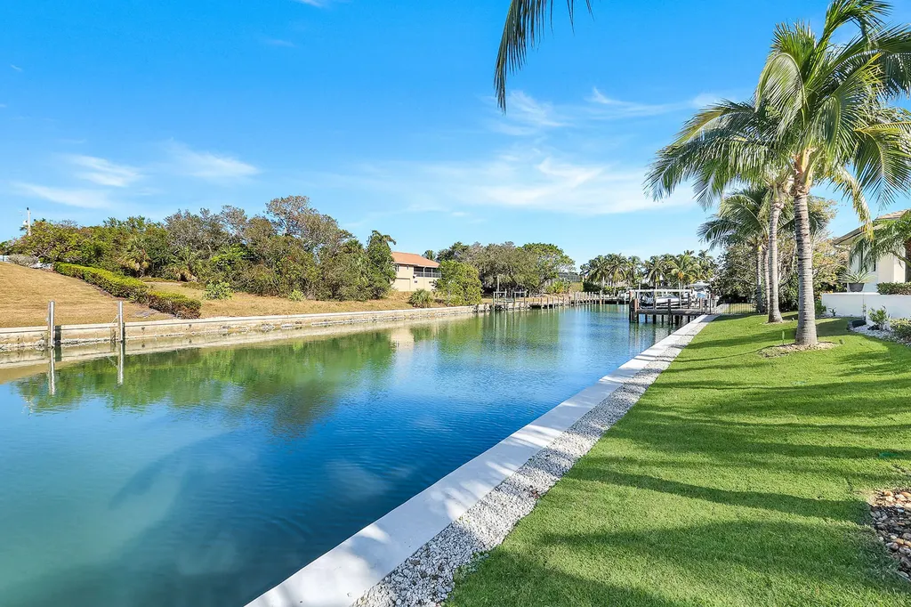 1678 Mcilvaine Court Marco Island FL 34145