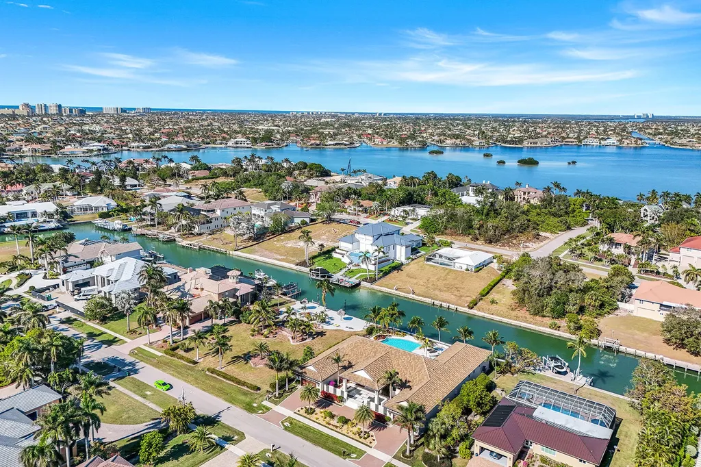 1678 Mcilvaine Court Marco Island FL 34145