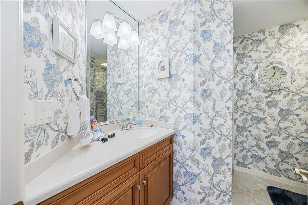 269 Vintage Bay Marco Island FL 34145