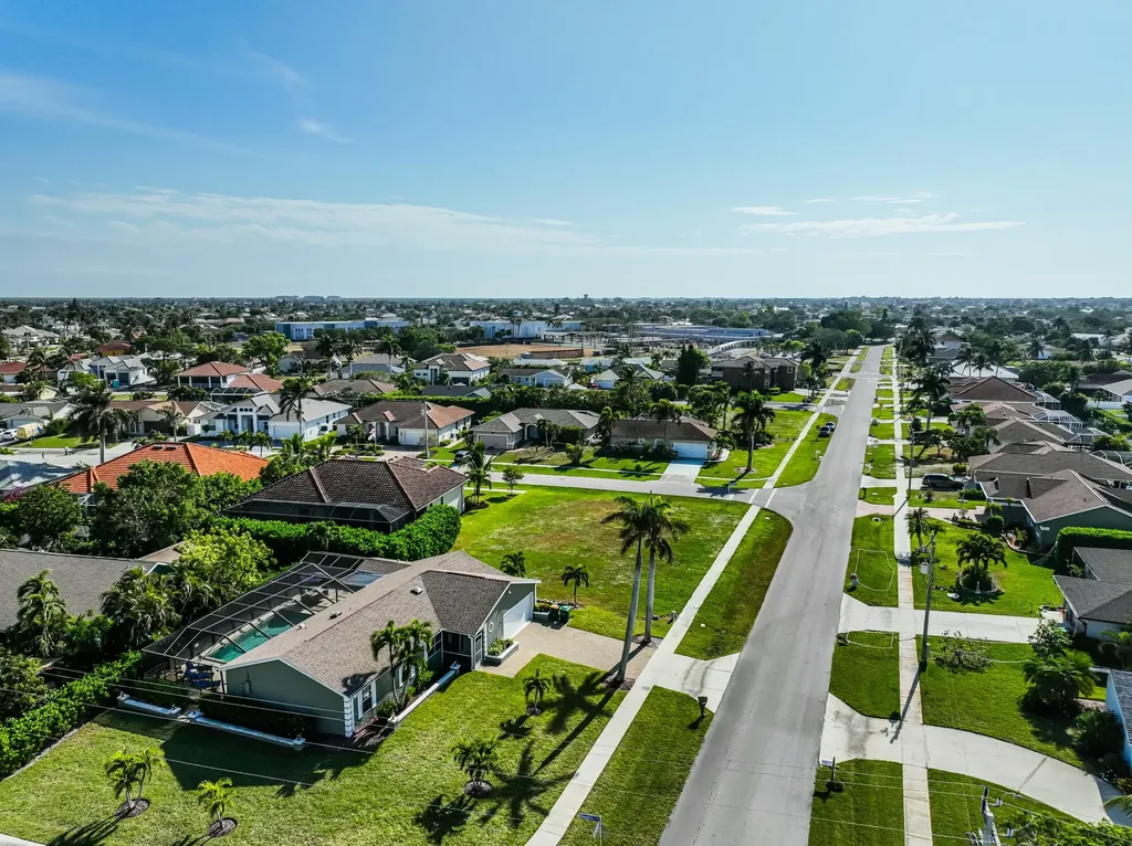 1318 Freeport Avenue Marco Island FL 34145