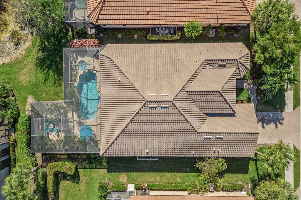 8464 Palacio Terrace W Naples FL 34114