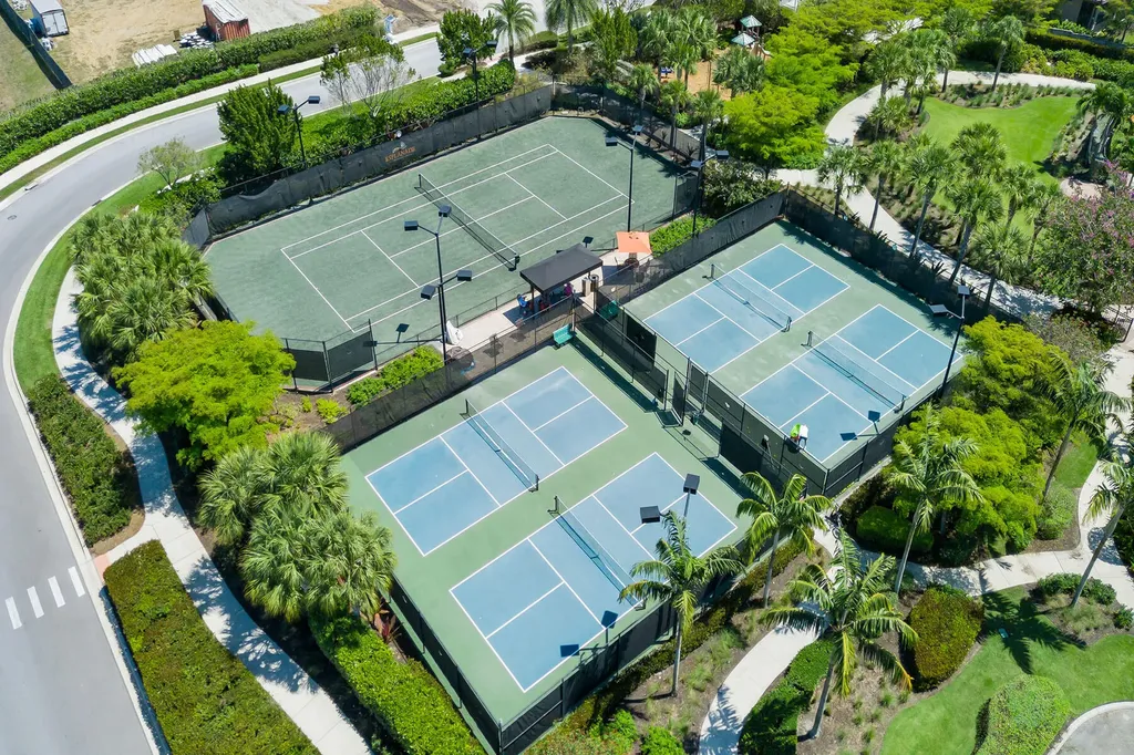 8464 Palacio Terrace W Naples FL 34114