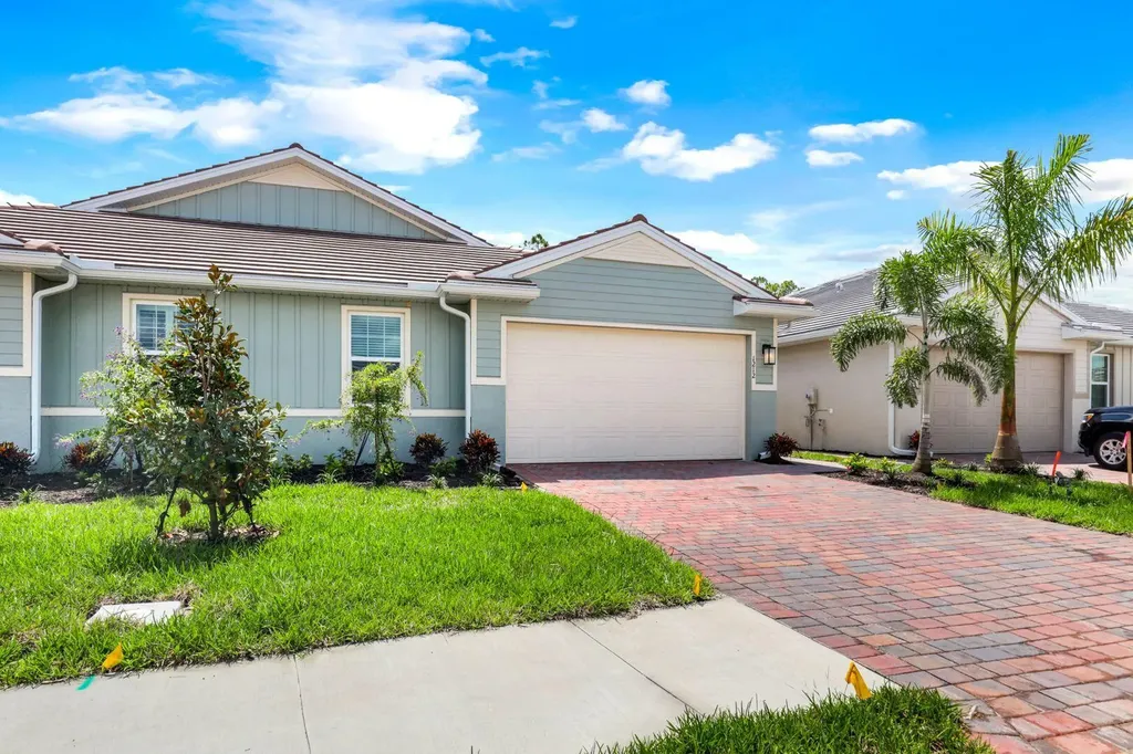 1212 Enbrook Naples FL 34114
