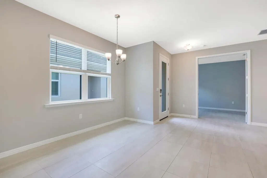 1212 Enbrook Naples FL 34114