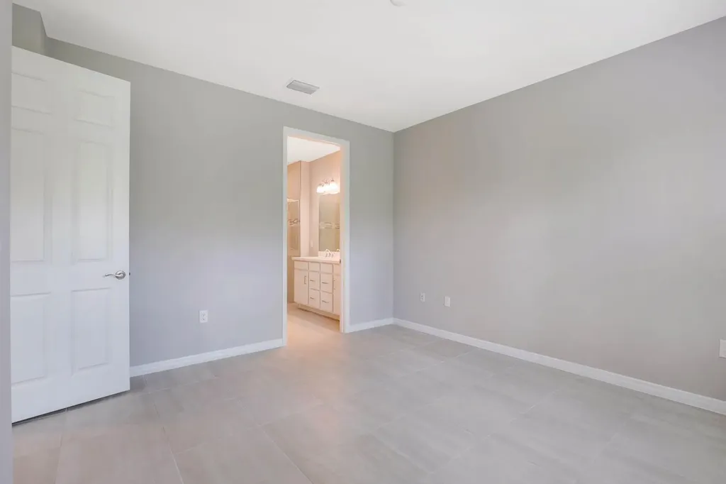 1212 Enbrook Naples FL 34114