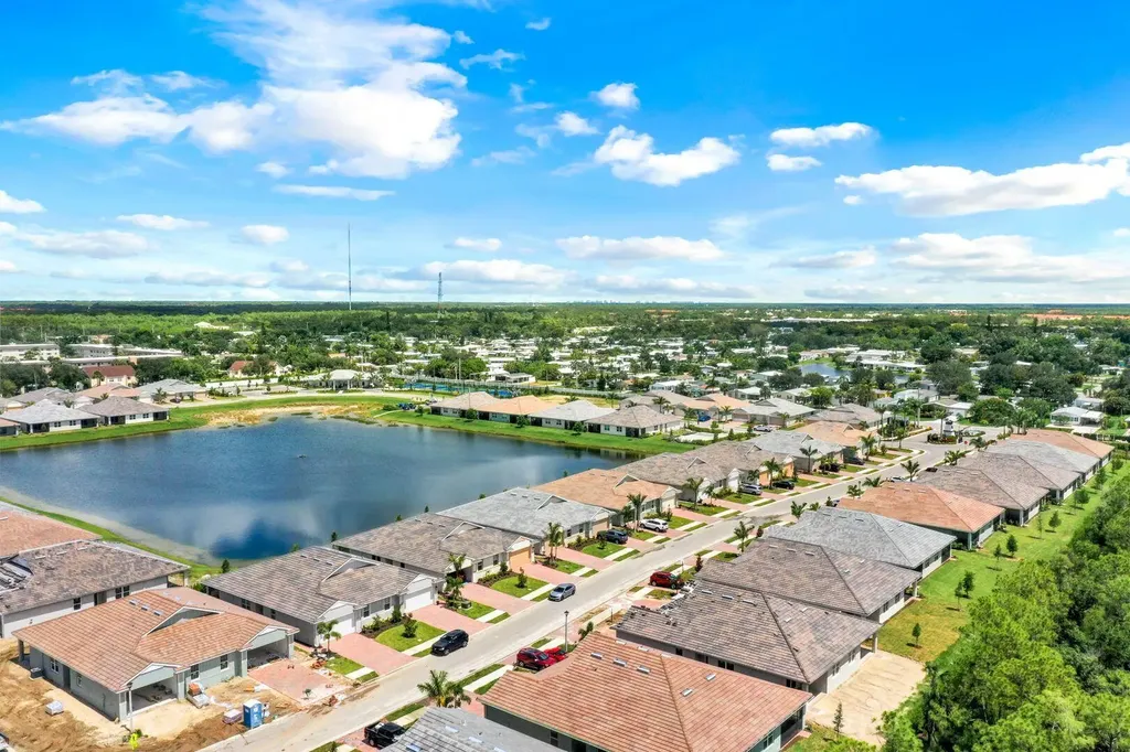 1212 Enbrook Naples FL 34114