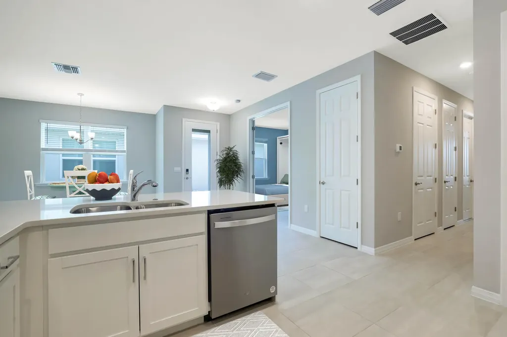 1212 Enbrook Naples FL 34114