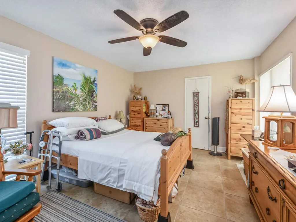 334 Grapewood Court Marco Island FL 34145