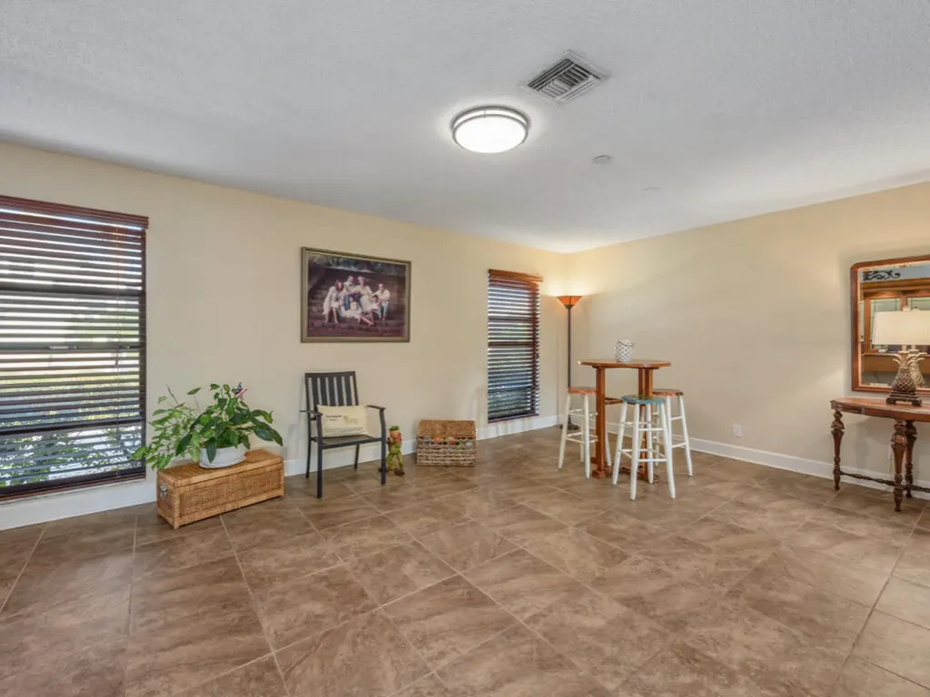334 Grapewood Court Marco Island FL 34145