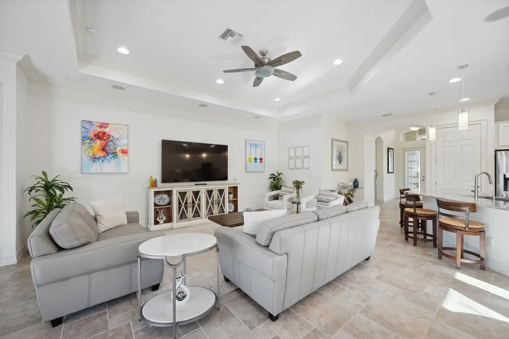9237 Campanile Circle Naples FL 34114
