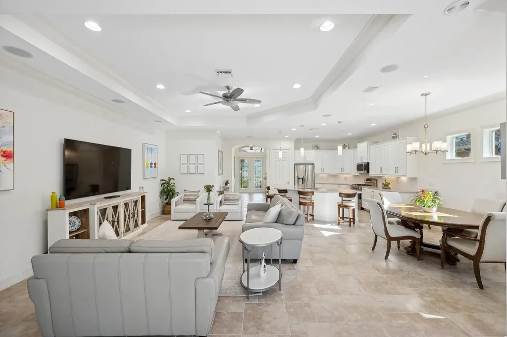 9237 Campanile Circle Naples FL 34114