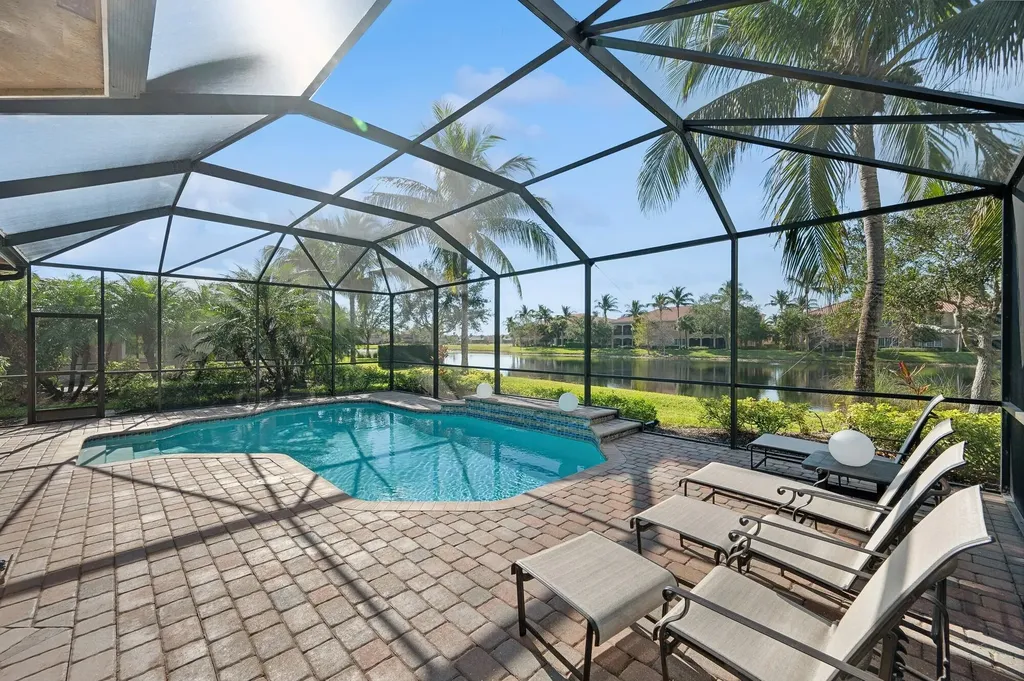 9237 Campanile Circle Naples FL 34114