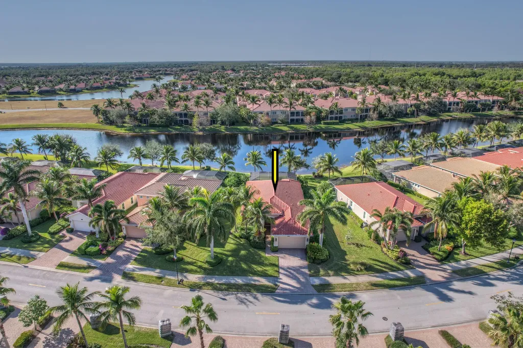 9237 Campanile Circle Naples FL 34114