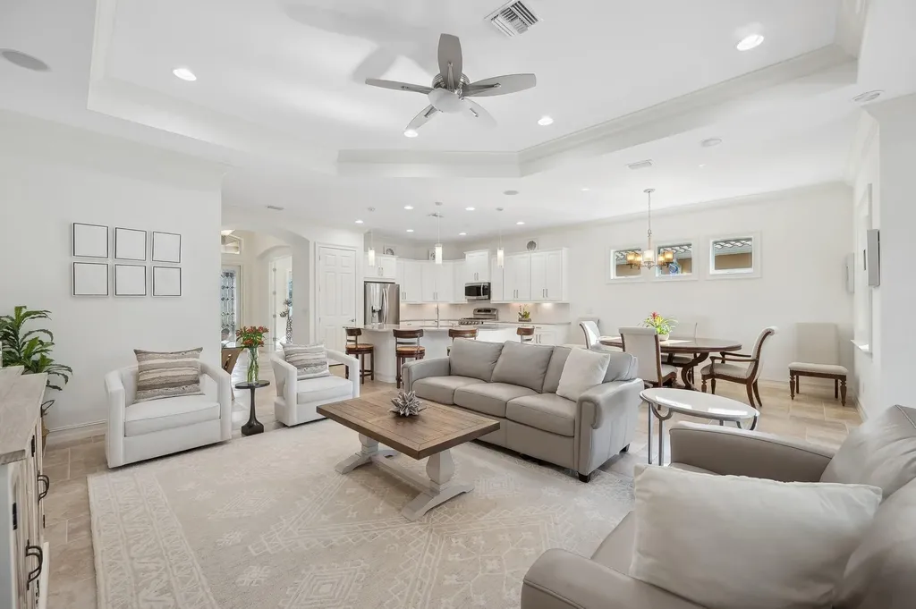 9237 Campanile Circle Naples FL 34114