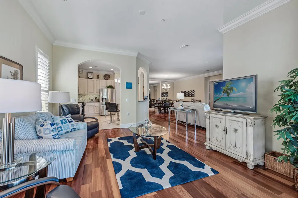 3189 Aviamar Circle Naples FL 34114