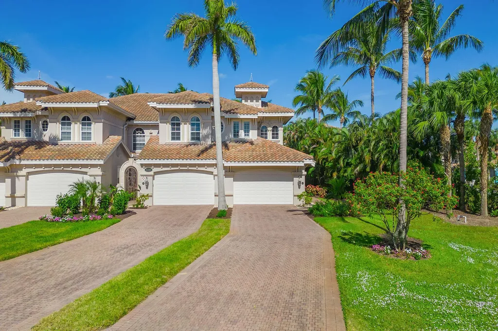 3189 Aviamar Circle Naples FL 34114