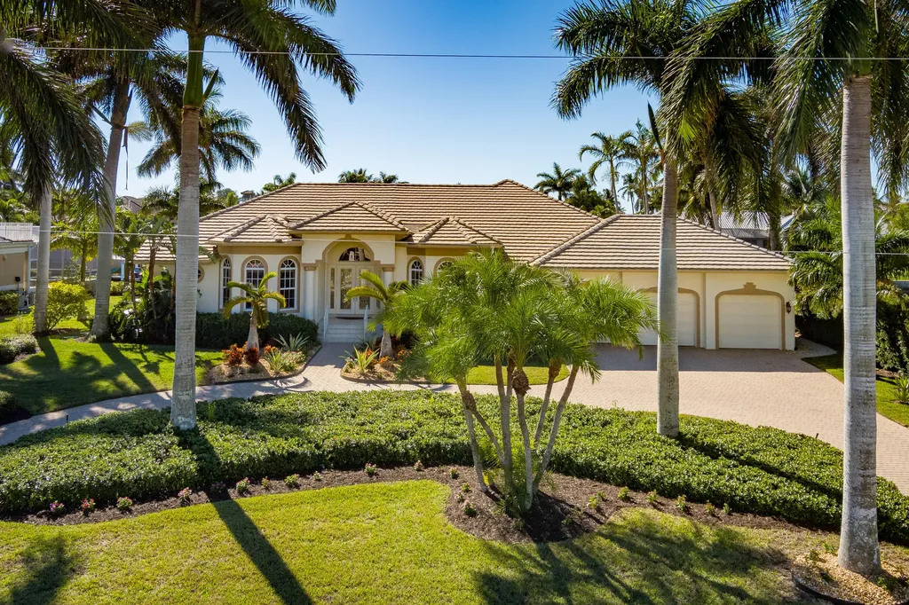1649 Mcilvaine Court Marco Island FL 34145
