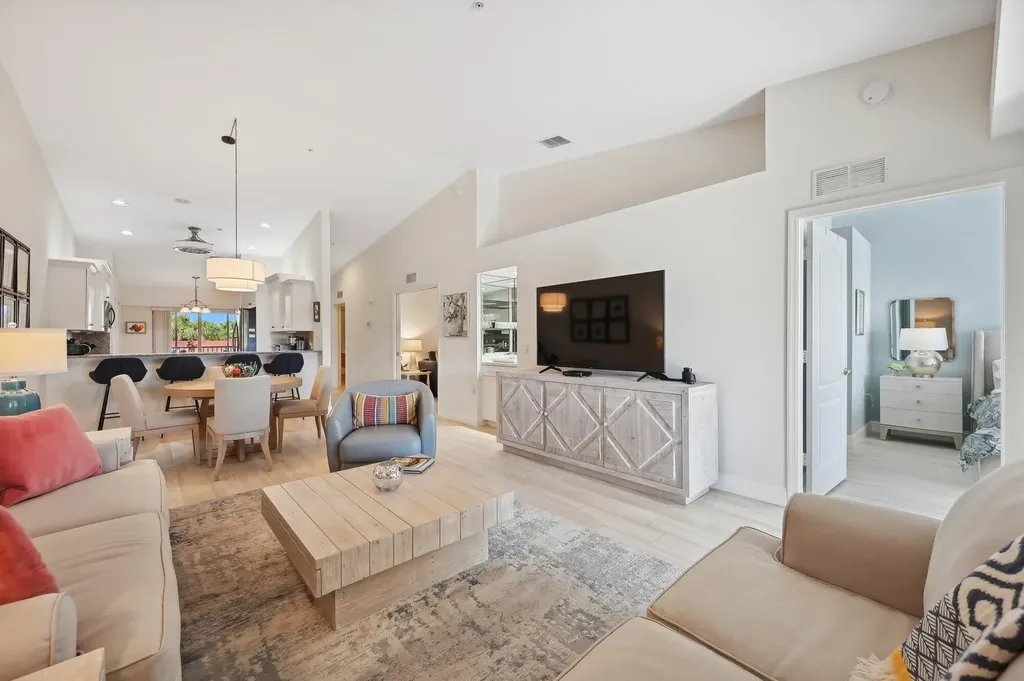 2790 Cypress Trace Circle Naples FL 34119