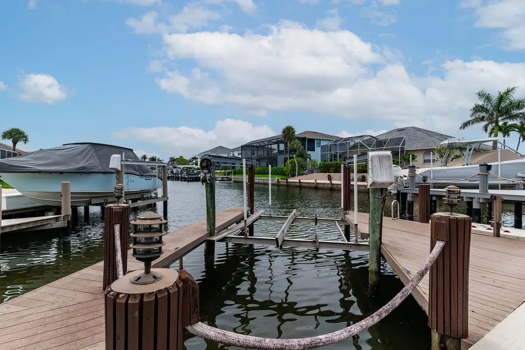 239 Castaways Street Marco Island FL 34145