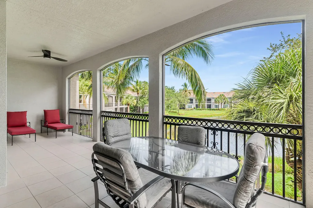 9219 Corfu Court Naples FL 34114