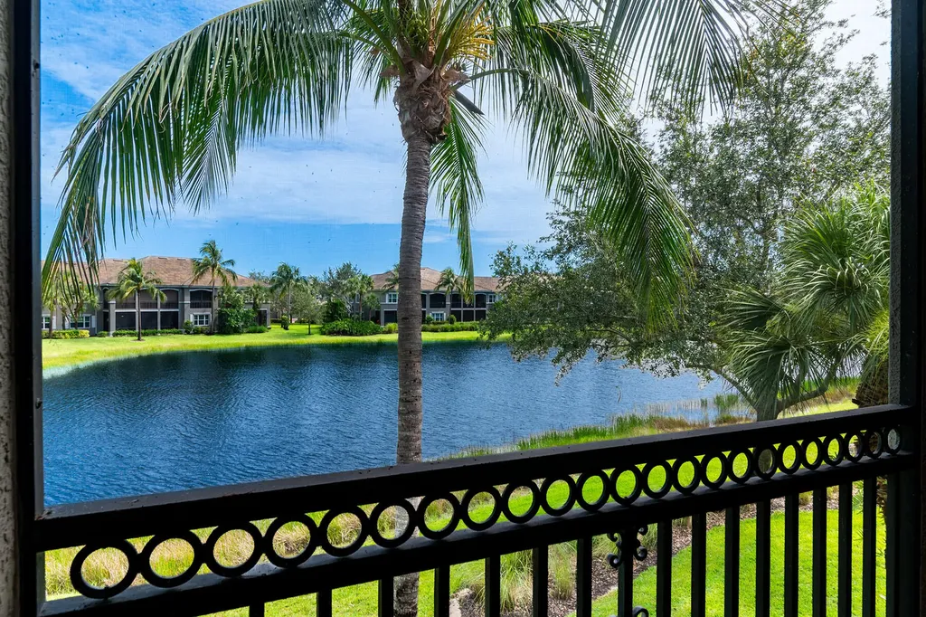 9219 Corfu Court Naples FL 34114