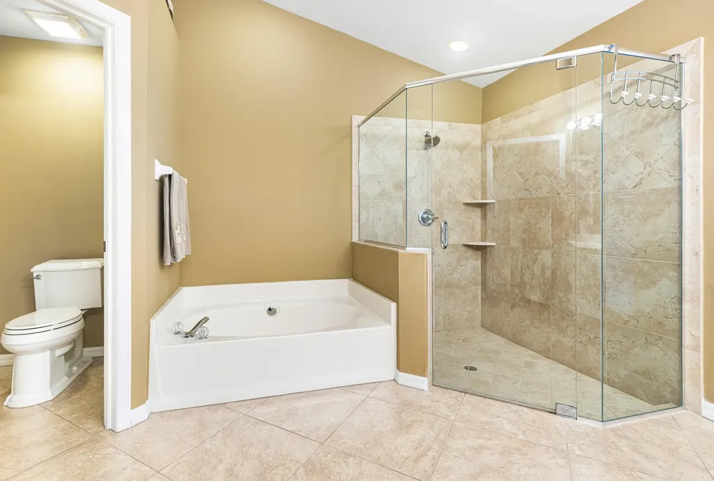 8476 Indian Wells Way Naples FL 34113