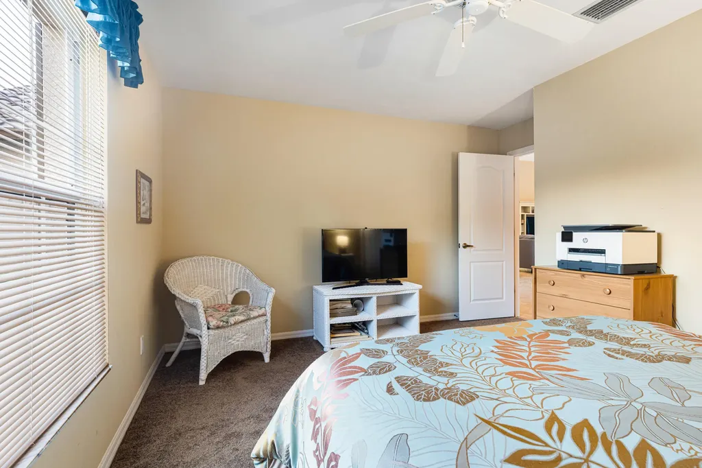 8476 Indian Wells Way Naples FL 34113