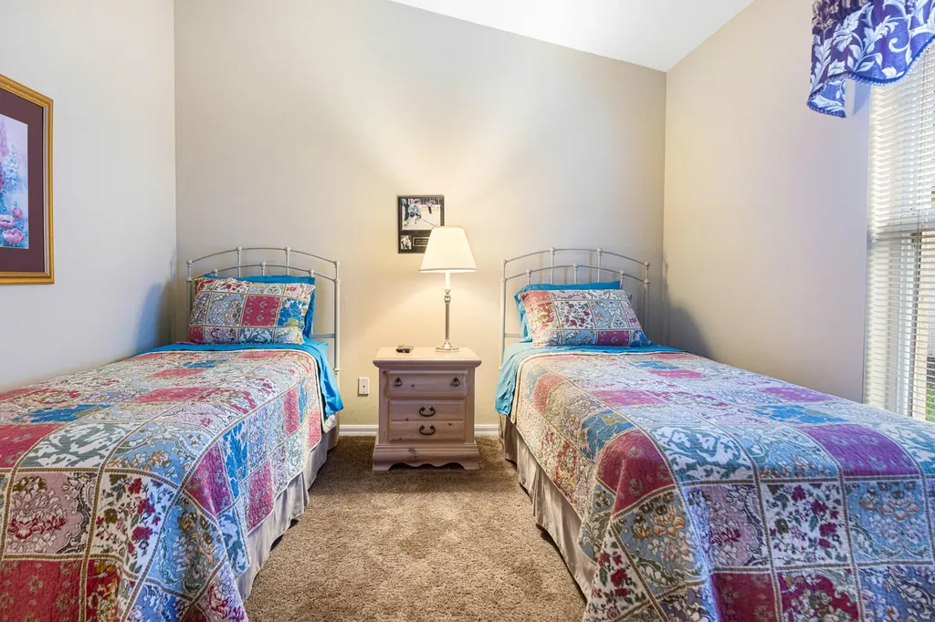 8476 Indian Wells Way Naples FL 34113