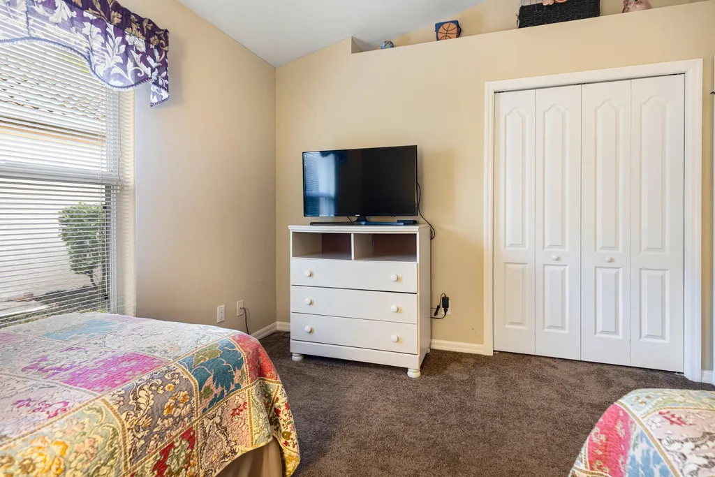 8476 Indian Wells Way Naples FL 34113