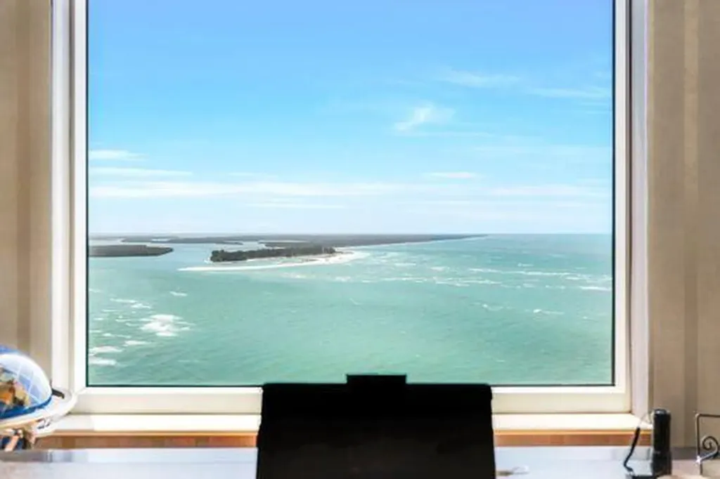 970 Cape Marco Marco Island FL 34145