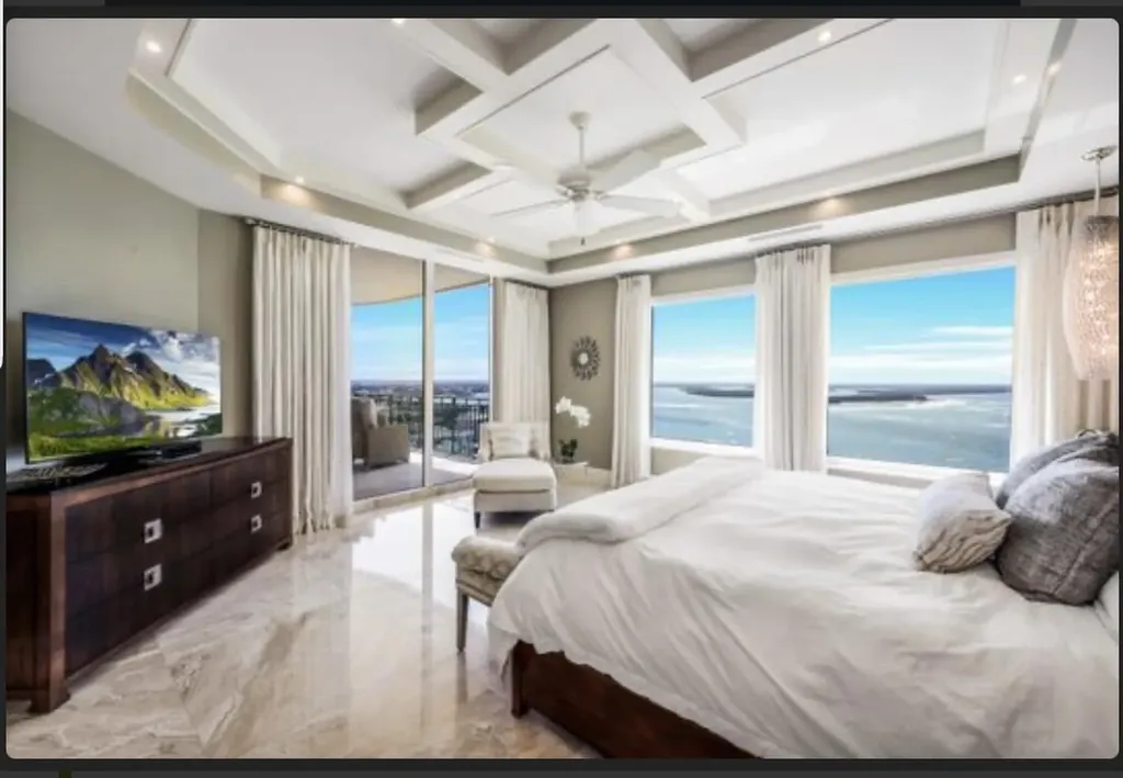 970 Cape Marco Marco Island FL 34145