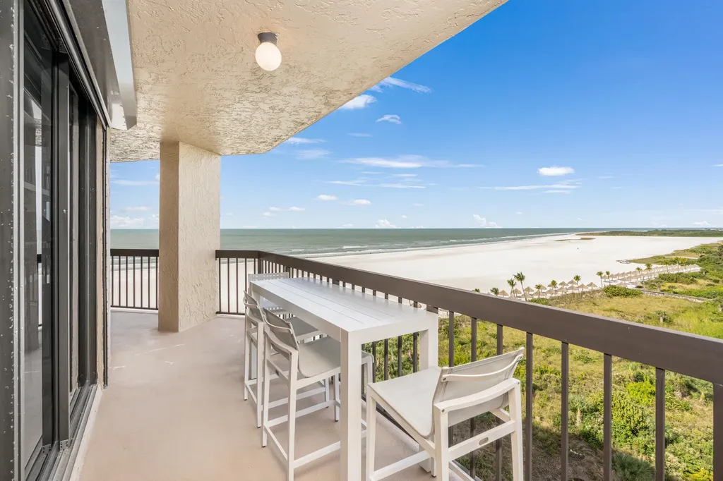 174 S Collier Marco Island FL 34145