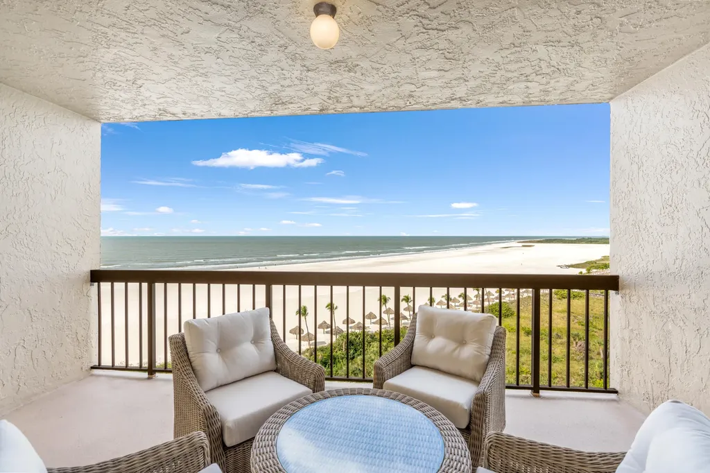 174 S Collier Marco Island FL 34145