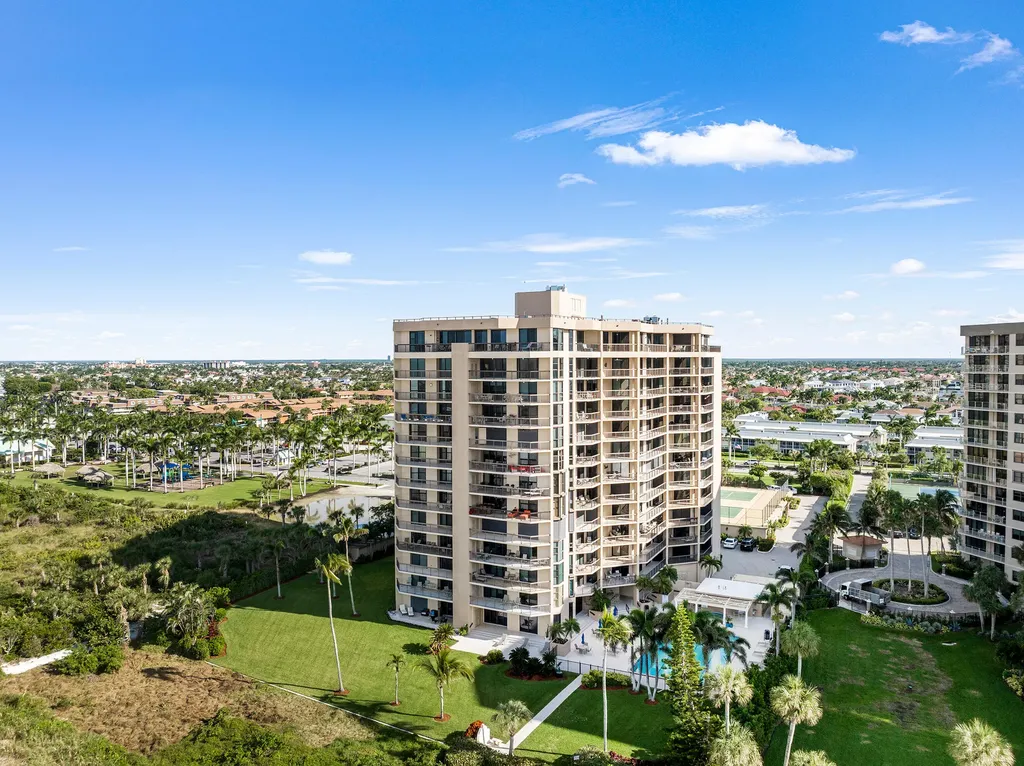 174 S Collier Marco Island FL 34145