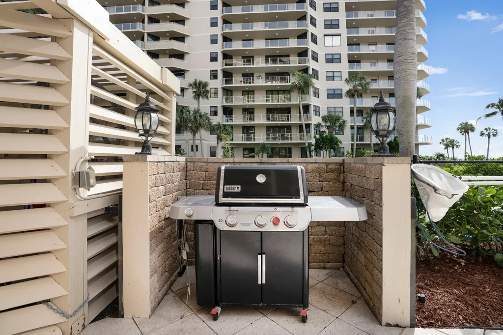 174 S Collier Marco Island FL 34145