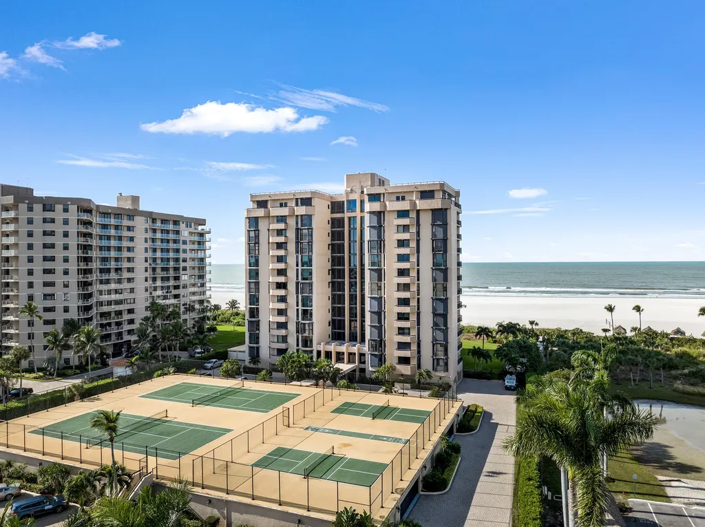 174 S Collier Marco Island FL 34145