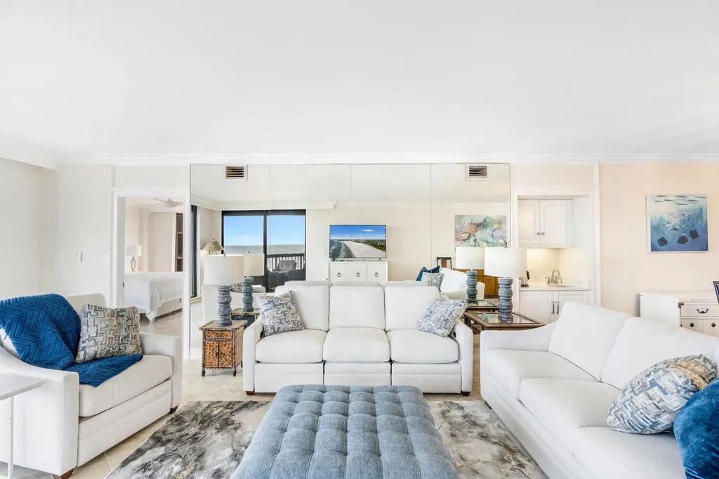 174 S Collier Marco Island FL 34145