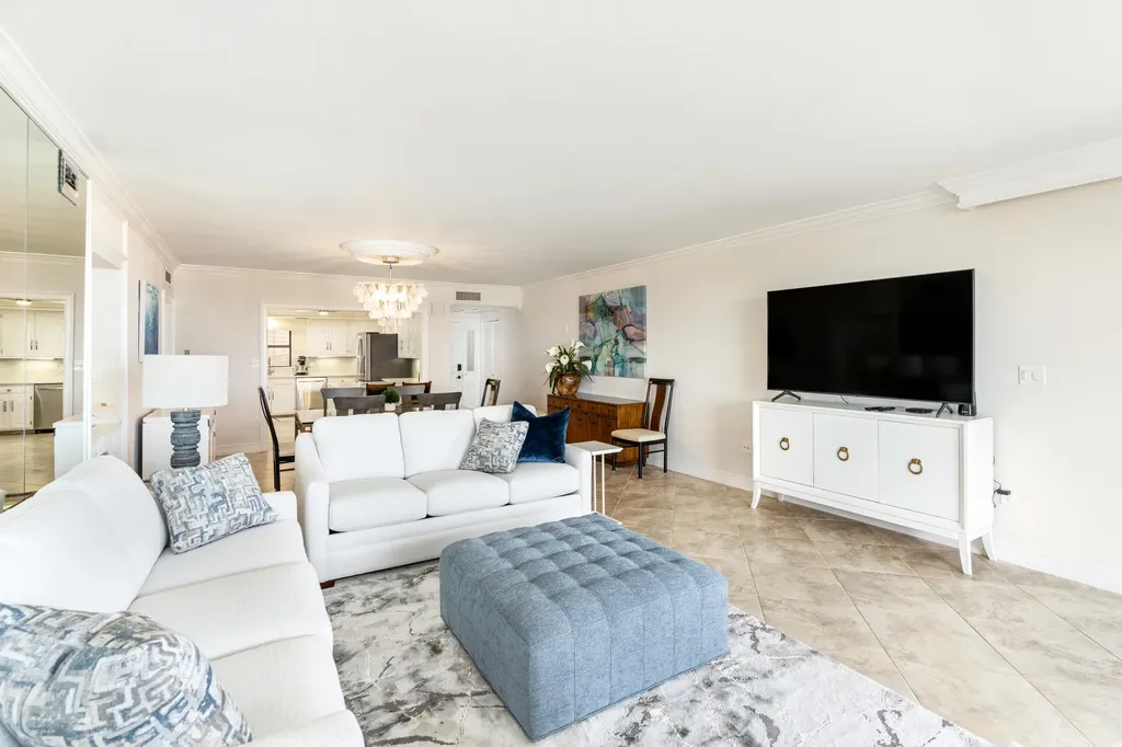 174 S Collier Marco Island FL 34145