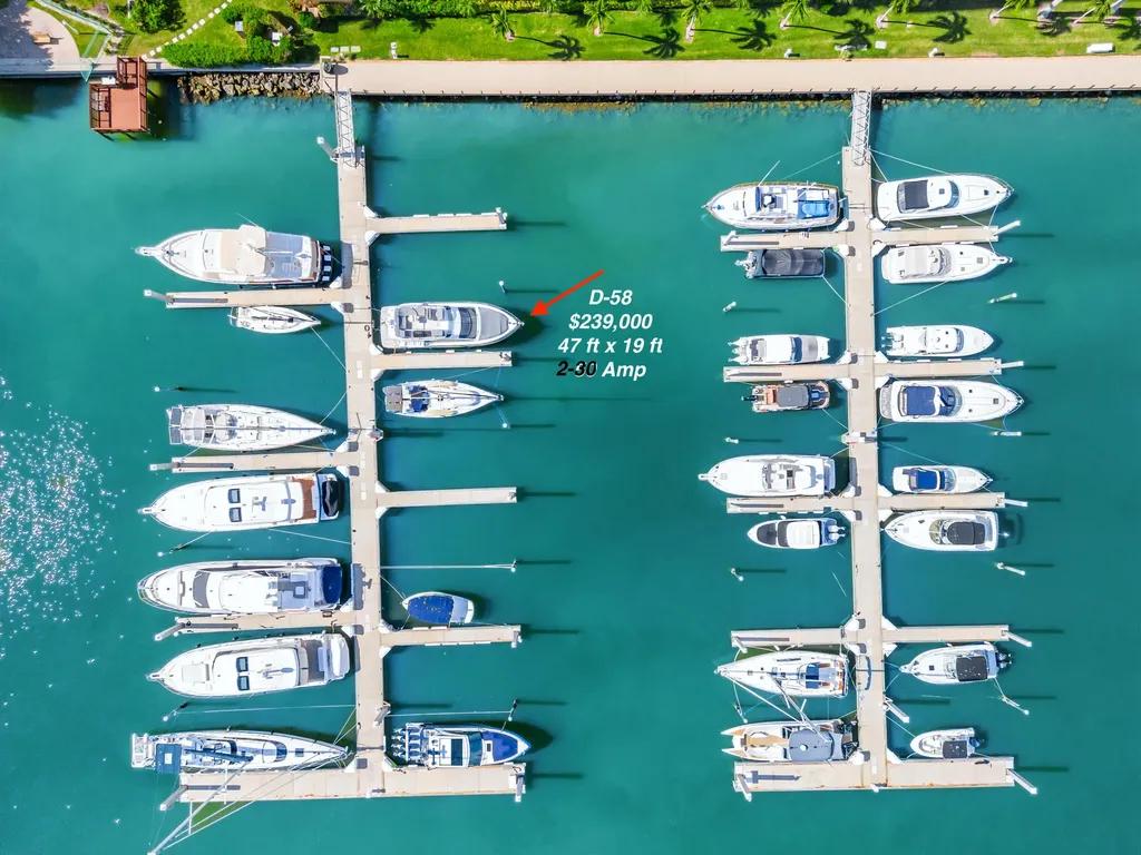 1081 Bald Eagle #58 Drive Marco Island FL 34145