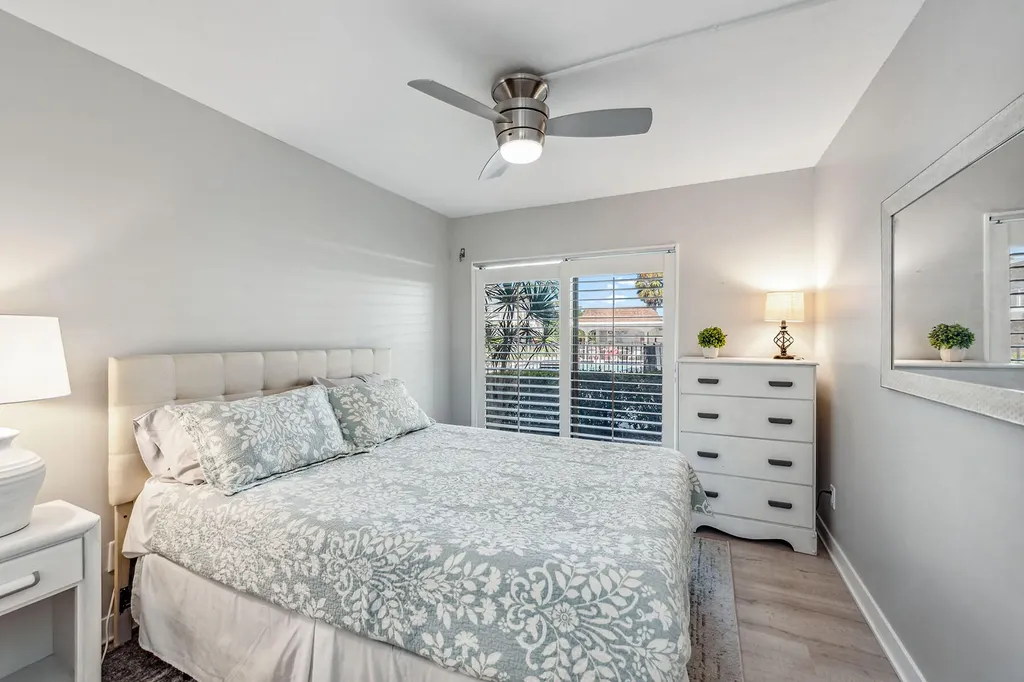 330 Kon Tiki Drive Naples FL 34113