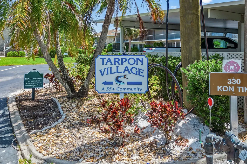 330 Kon Tiki Drive Naples FL 34113