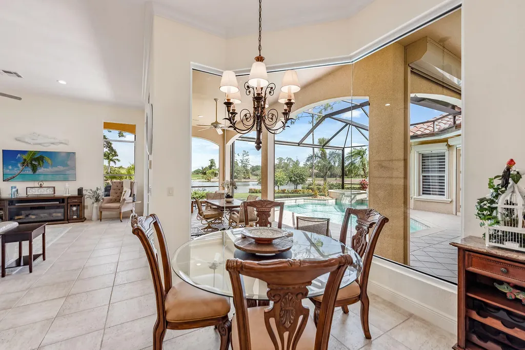 7646 Mulberry Naples FL 34114
