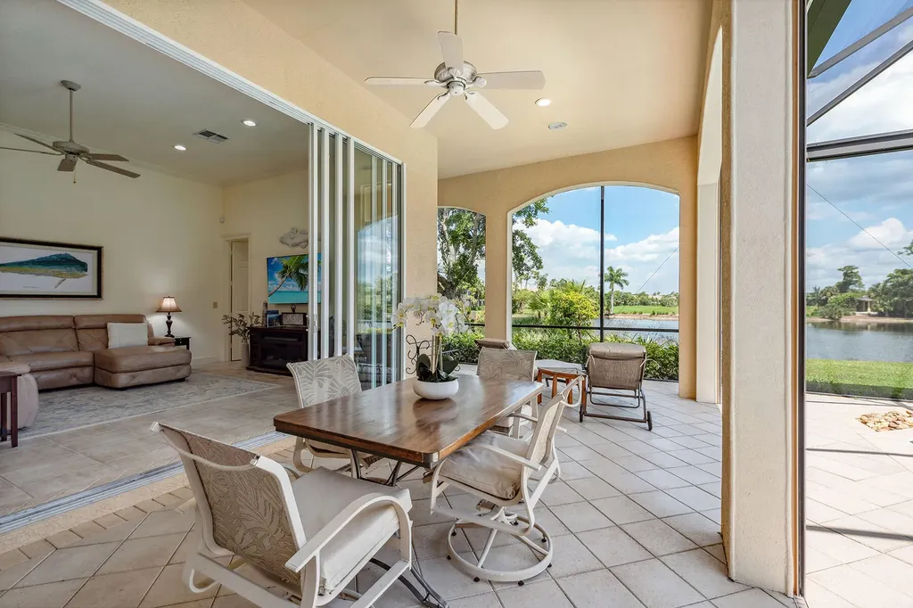 7646 Mulberry Naples FL 34114