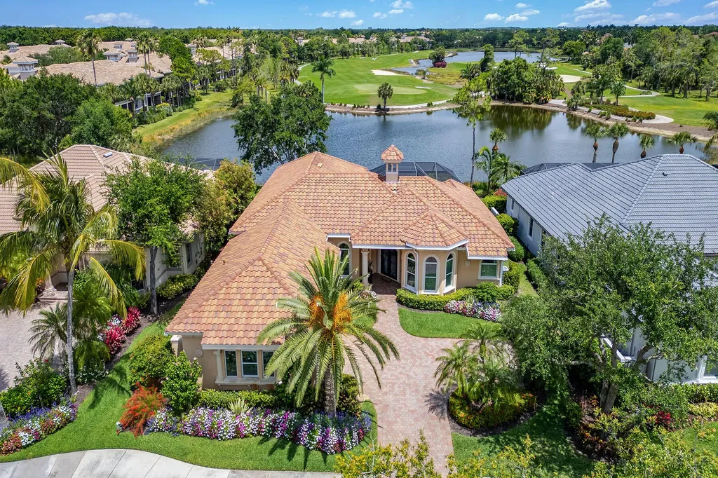 7646 Mulberry Naples FL 34114