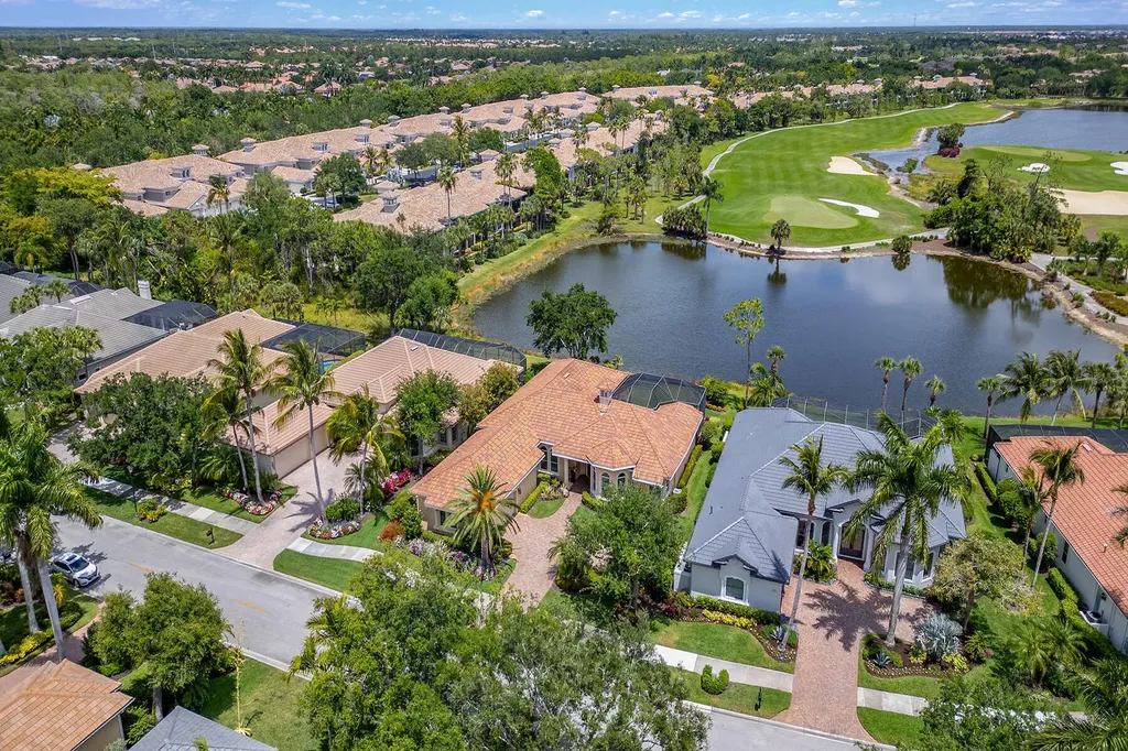 7646 Mulberry Naples FL 34114