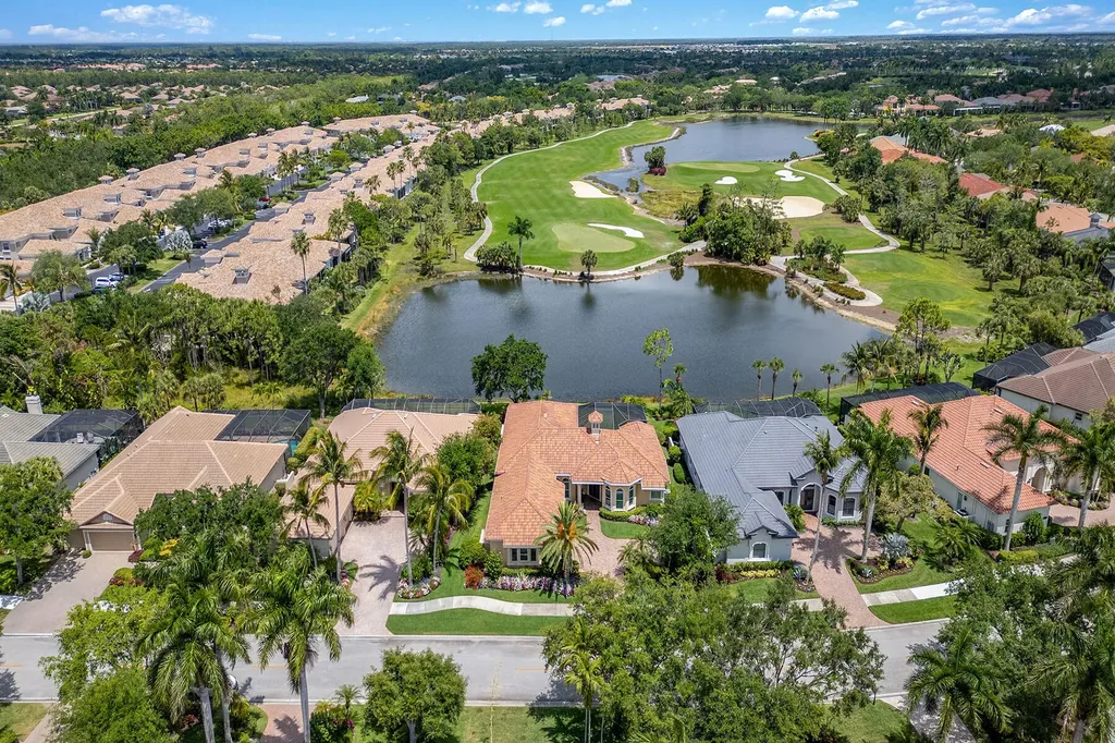 7646 Mulberry Naples FL 34114