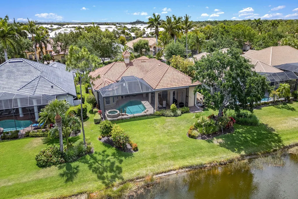 7646 Mulberry Naples FL 34114