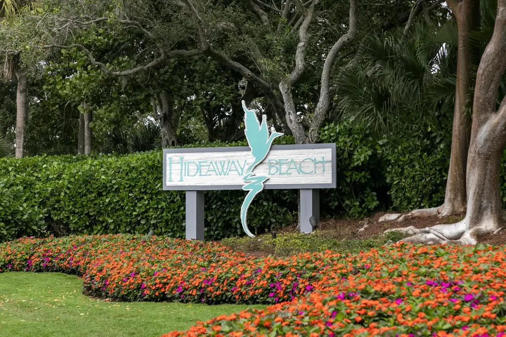 714 Hideaway Circle W Marco Island FL 34145