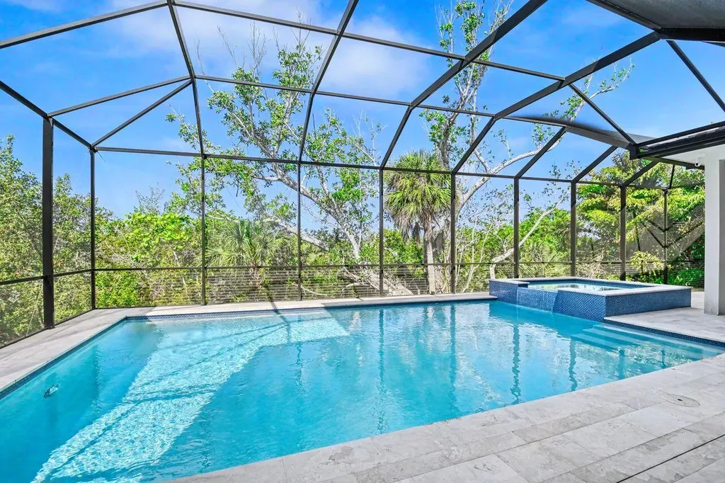 714 Hideaway Circle W Marco Island FL 34145